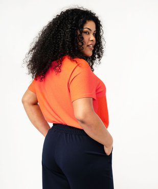 Tee-shirt à manches courtes et col V femme grande taille vue5 - GEMO (G TAILLE) - GEMO