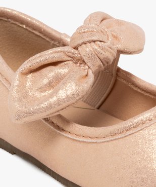 Ballerines pailletées avec élastique de maintien sous nœud bébé fille vue6 - LOVELY WINGS - GEMO