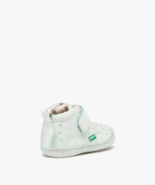 Chaussures premiers pas bébé fille en cuir à motifs et à scratch - Kickers vue4 - KICKERS - GEMO