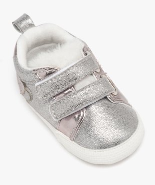 Chaussons de naissance bébé fille pailletés avec languette à plumes vue5 - GEMO 4G BEBE - GEMO