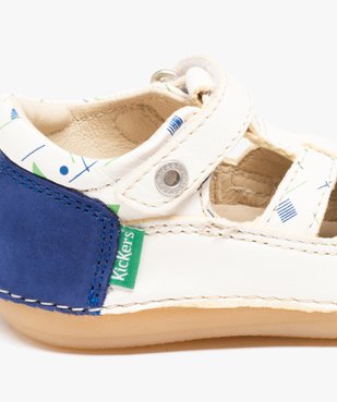 Chaussures premiers pas bébé garçon en cuir à motifs avec scratch et bout fermé - Kickers vue6 - KICKERS - GEMO