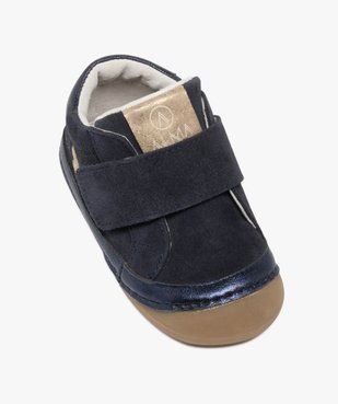 Chaussures premiers pas bébé fille baskets pailletées en cuir à large scratch - Alma Planète vue5 - ALMA - GEMO