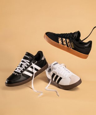 Baskets femme avec bout suédé et à bandes latérales VL Court Base - Adidas vue7 - ADIDAS - GEMO