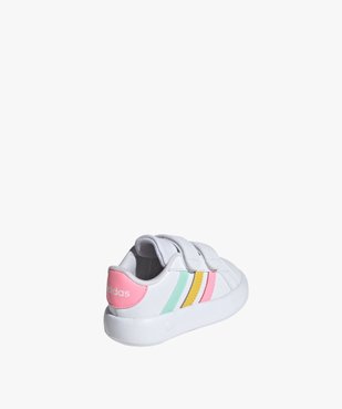 Baskets bébé fille unies à double scratch avec semelle souple Grandcourt – Adidas vue4 - ADIDAS - GEMO