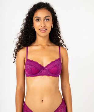 Soutien-gorge à armatures forme corbeille en dentelle vue1 - GEMO(HOMWR FEM) - GEMO