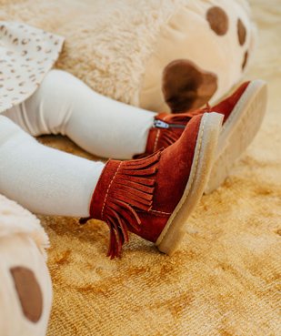 Boots bébé fille en cuir suédé à franges et à zip - NA! vue2 - NA! - GEMO