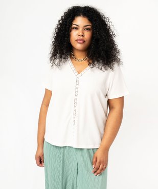 Tee-shirt à manches courtes et col V femme grande taille vue1 - GEMO (G TAILLE) - GEMO