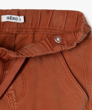 Pantalon chino en maille extensible à taille élastiquée garçon vue2 - GEMO (ENFANT) - GEMO