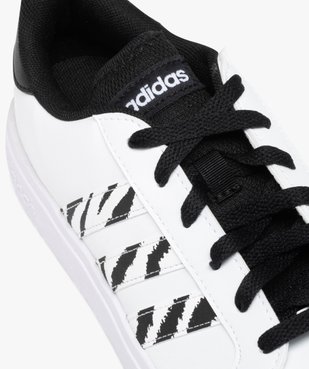 Baskets à lacets Grand Court avec bandes zébrées femme - Adidas vue6 - ADIDAS - GEMO