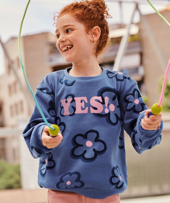 Sweat molletonné à motifs fille vue1 - GEMO (ENFANT) - GEMO