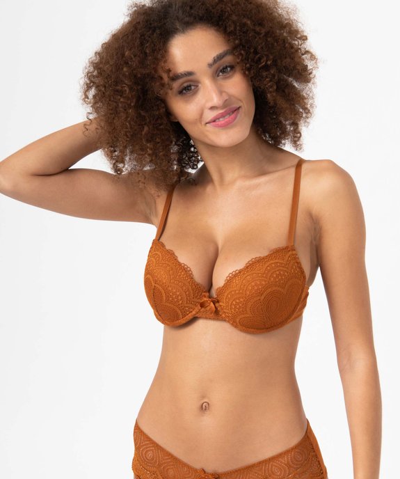 Soutien-gorge corbeille en dentelle à armatures vue1 - GEMO(HOMWR FEM) - GEMO