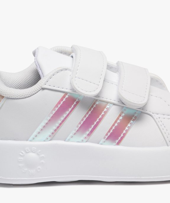 Baskets bébé fille à double scratch et semelle bubblecomfy - Adidas Grand Court  vue6 - ADIDAS - GEMO