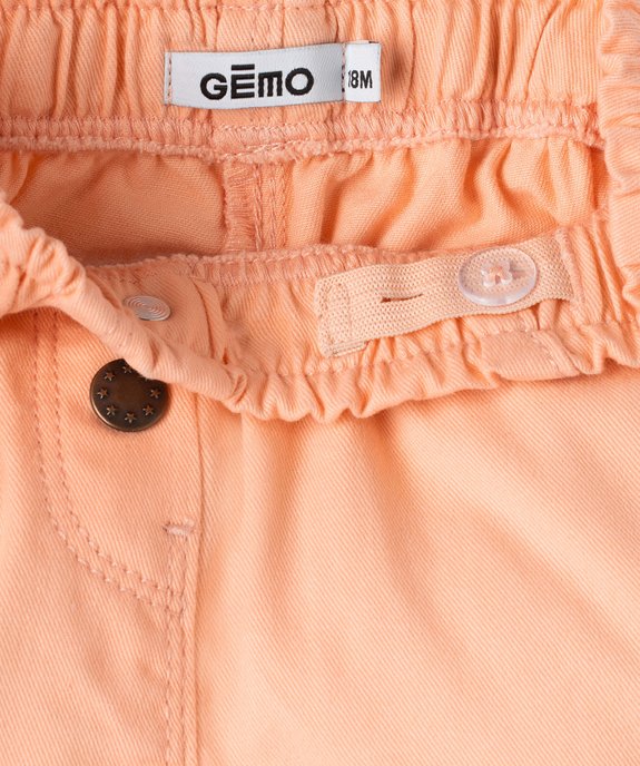 Short uni avec ceinture élastiquée bébé fille vue2 - GEMO 4G BEBE - GEMO