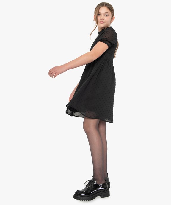 Robe fille à motifs plumetis avec buste smocké vue1 - GEMO (JUNIOR) - GEMO