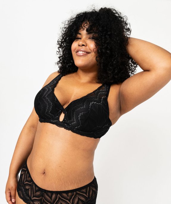 Soutien-gorge grande taille emboitant à armatures et coques fines  vue1 - GEMO(HOMWR FEM) - GEMO