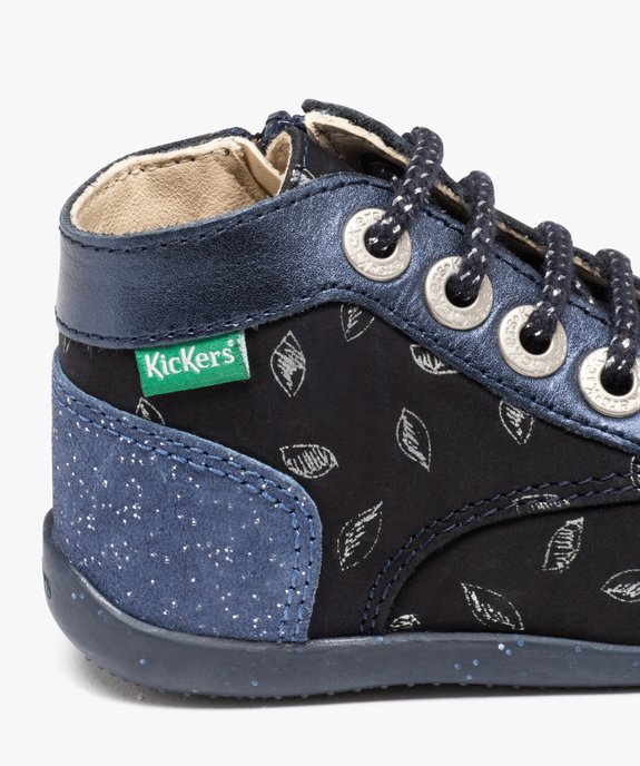 Chaussures premiers pas bébé fille en cuir imprimé fleuri - Kickers  vue6 - KICKERS - GEMO