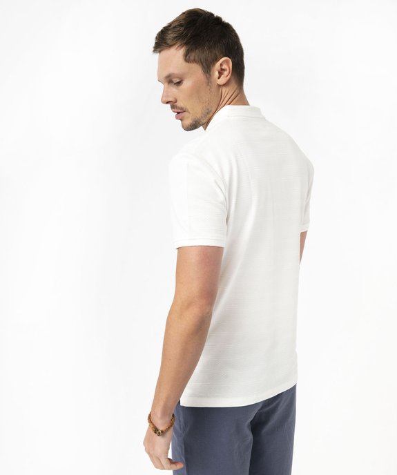 Polo manches courtes en maille texturée homme vue3 - GEMO (HOMME) - GEMO