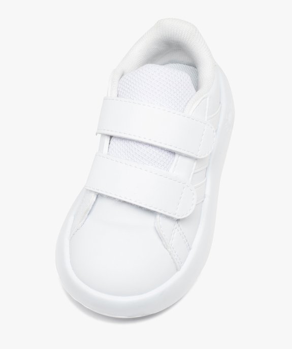 Baskets bébé fille unies à double scratch avec semelle souple Grandcourt – Adidas vue5 - ADIDAS - GEMO