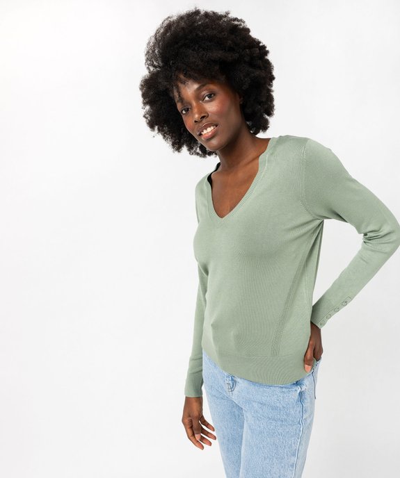 Pull fin à col V avec boutons aux poignets femme vue1 - GEMO 4G FEMME - GEMO