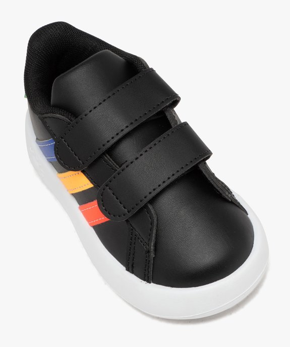 Baskets bébé fille unies à double scratch avec semelle souple Grandcourt – Adidas vue5 - ADIDAS - GEMO