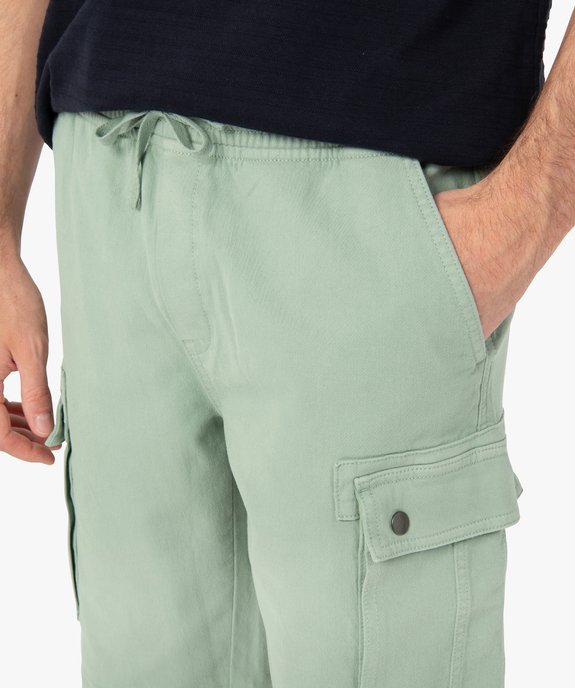 Bermuda homme coupe cargo au coloris unique vue2 - GEMO (HOMME) - GEMO