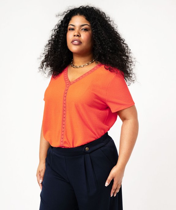 Tee-shirt à manches courtes et col V femme grande taille vue2 - GEMO (G TAILLE) - GEMO