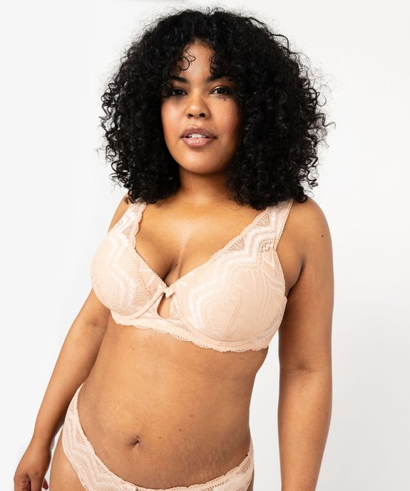 Soutien-gorge grande taille emboitant à armatures et coques fines  vue1 - GEMO(HOMWR FEM) - GEMO