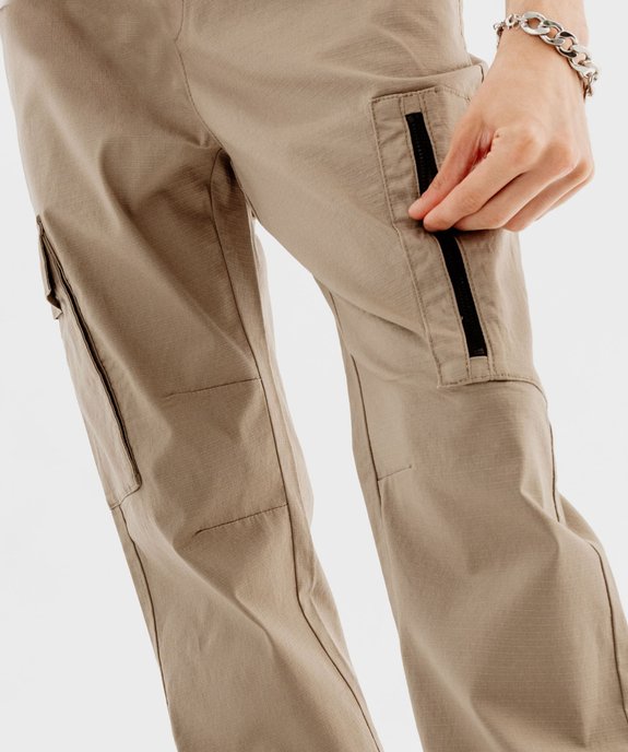 Pantalon cargo en toile texturée homme vue2 - GEMO (HOMME) - GEMO