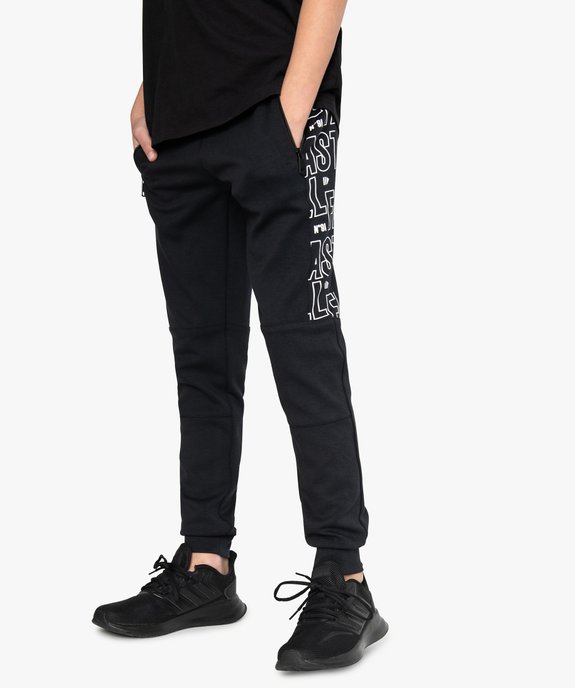 Pantalon de sport garçon avec inscription sur les hanches vue1 - GEMO (JUNIOR) - GEMO